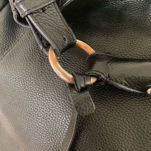 ***"Vince Camuto" Black Leather Shoulder Bag~Slouchy Design 🖤 - Picture 7 of 11